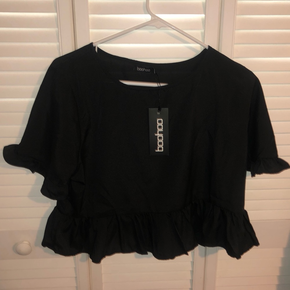 Boohoo cropped top